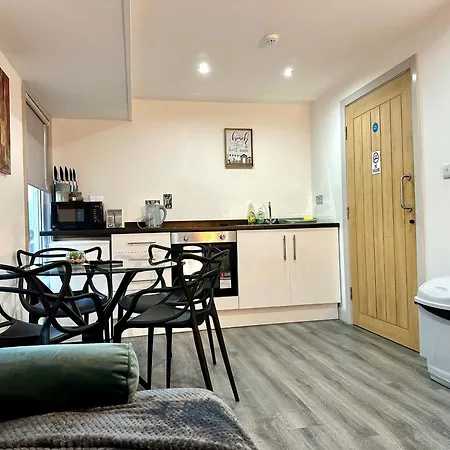 York Street By Service Apartment Blackpool