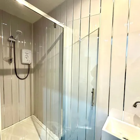 York Street By Service Apartment