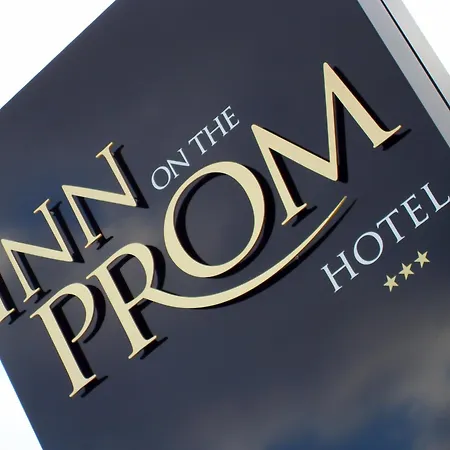On The Prom At The Fernlea 3* 리탬 세인트 앤스