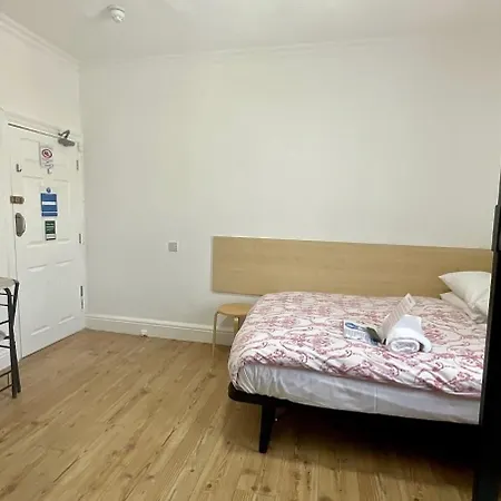 Hotel The Danescourt 3*
