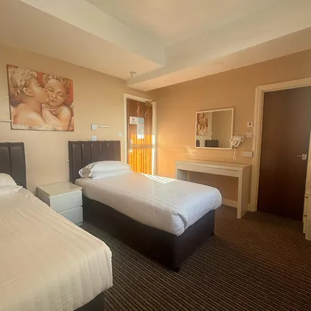 The Beechfield Otel
