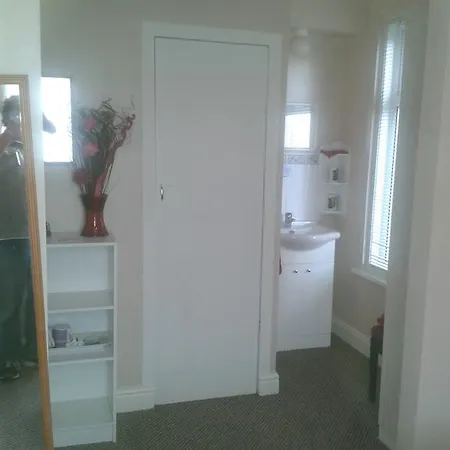 Del Savannah Bed & Breakfast Blackpool