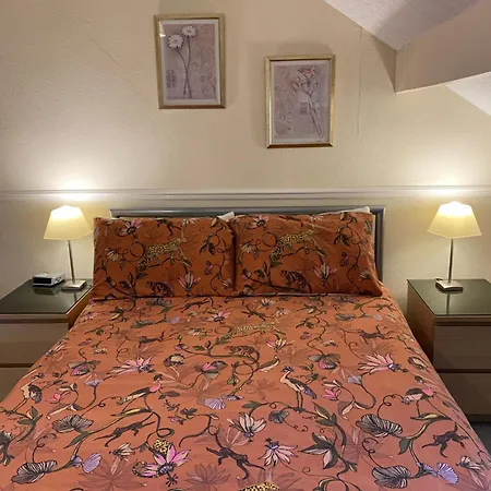 The Laurels Guest house