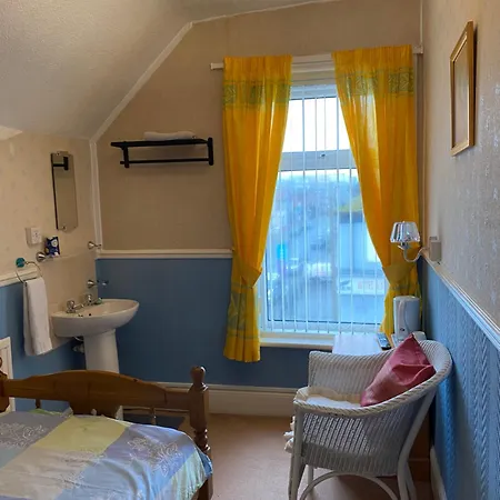 The Laurels Guest house