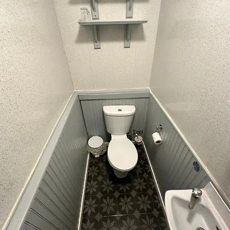 Guest house Greenmount - Pet Friendly No Extra - To Everything - Everyone Welcome Blackpool