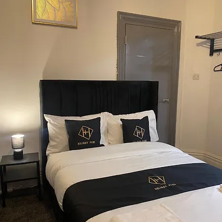 - Holmfield Road Apartment Blackpool