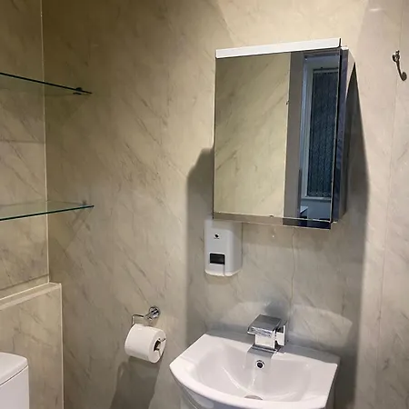 Apartment - Holmfield Road *