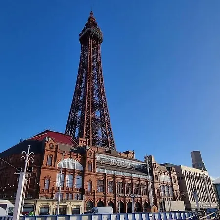 1bd Winter Garden Gem Close To The * Blackpool