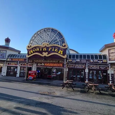 1bd Winter Garden Gem Close To The Blackpool
