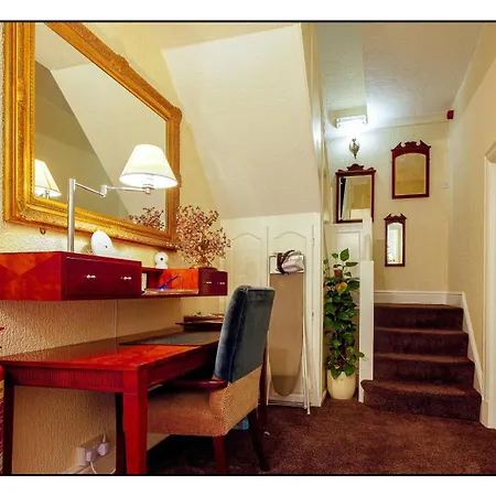 Pensionat Pembroke 5*