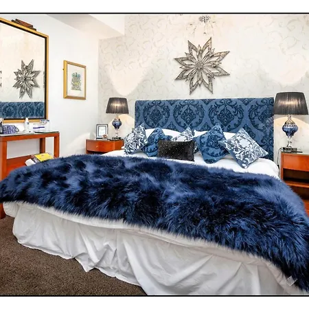 Pembroke Pensionat 5*