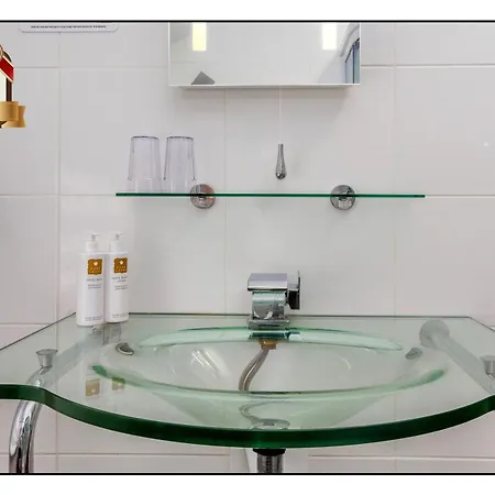 Pembroke Pensionat 5*