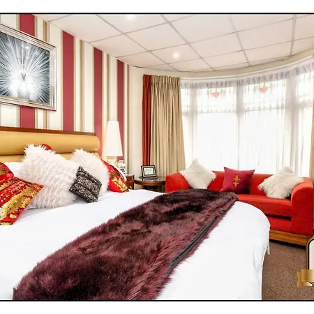 Pembroke 5* Blackpool