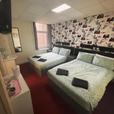 Prestige Plaza Hotel 3*