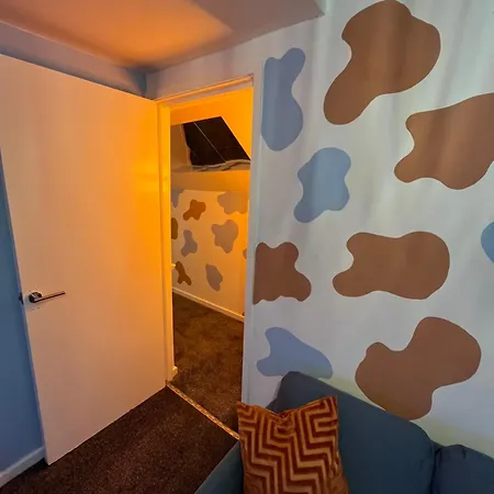 Apartment Quirky Attic *