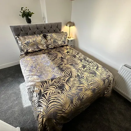 Pensionat Runway - Minutes From Winter Gardens - Dog Friendly - Exceptionally Quiet - Very Close H&a Social Club (adults Only) *