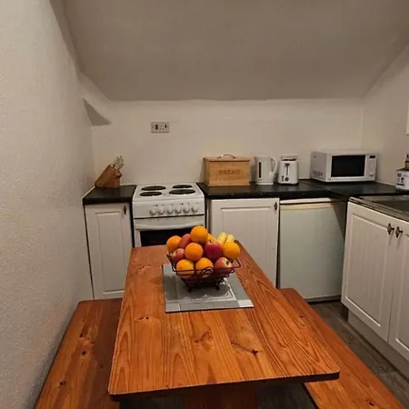 Lawnswood Apartamento