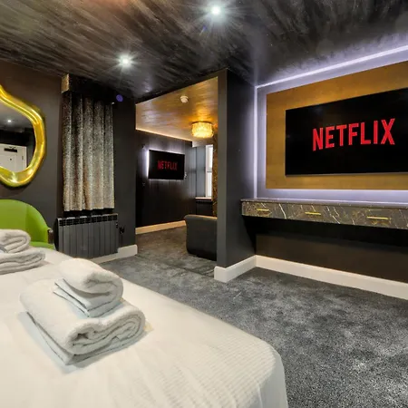 Swish Luxury Apartment Blackpool