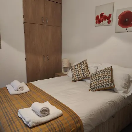Lawnswood Apartamento