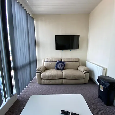 Hotel South