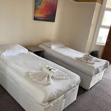 Hotel South
