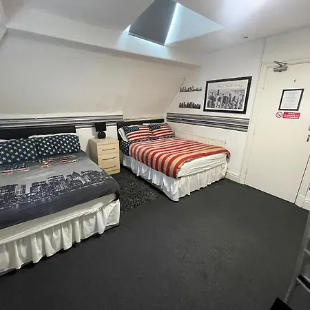 Manhattan 3*