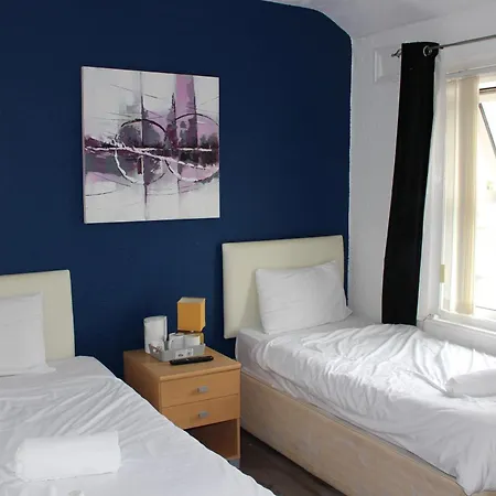 Guest house Henson Pleasure 3*