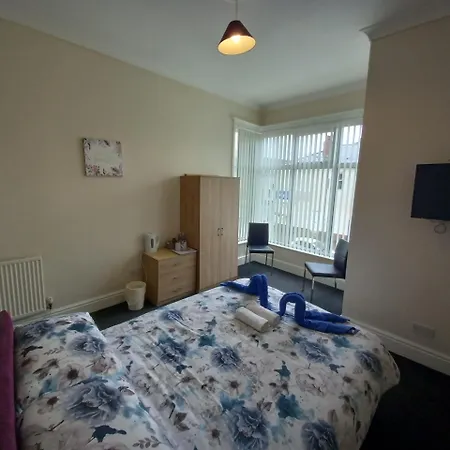 Bayswater House Bed & Breakfast Blackpool