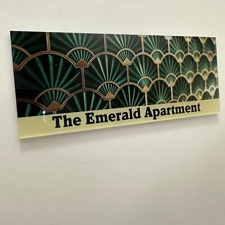 Apartment Emerald Pleasure *