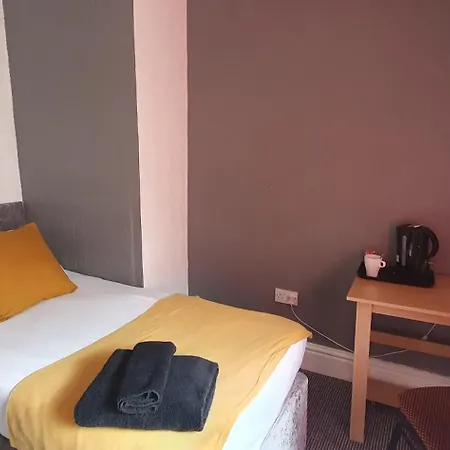 Palm By The Sea 3*