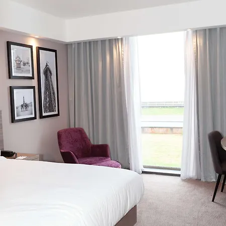 Hotel Hampton By Hilton 3*