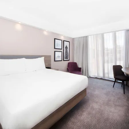 Hotel Hampton By Hilton 3*