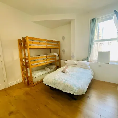 Guest house Granville 3*