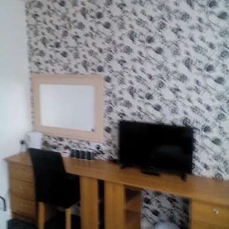 Aindale 3* Blackpool