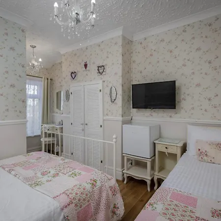 The Wescoe Guest house 3*