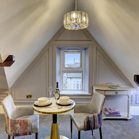 Apartment Swish Luxury *