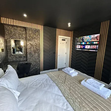 Apartment Swish Luxury *