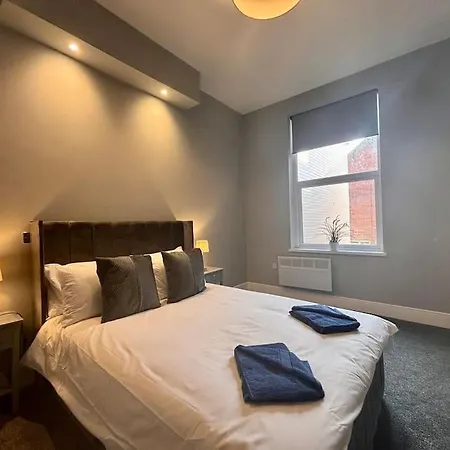 Teds Apartments-town Centre-apt2 Apartment
