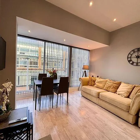 Teds Apartments-town Centre-apt2 * Blackpool