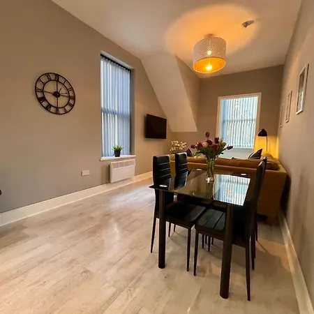Teds Apartments-town Centre-apt1 * Blackpool