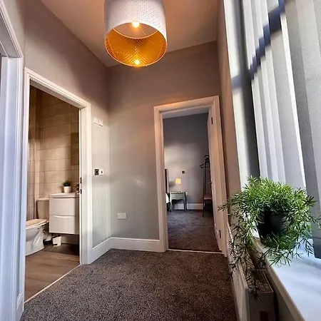 Teds Apartments-town Centre-apt1 *