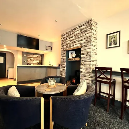 Cove Guest house 3*