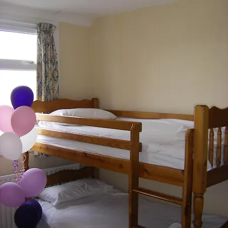 Hotel The Waldorf - Near Pleasure & Sandcastle Blackpool