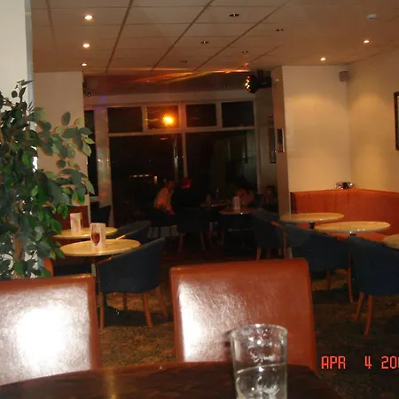 Hotel South 3*