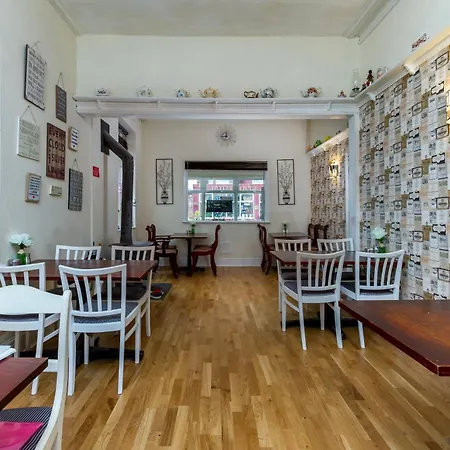 Bed & Breakfast Brecks
