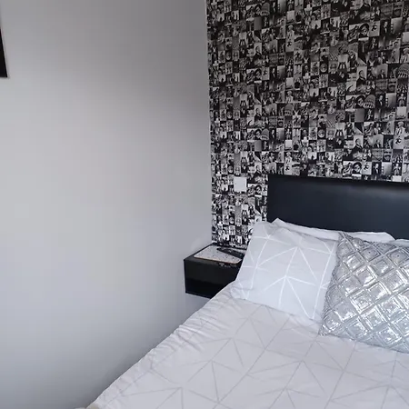 Bed & Breakfast The Fame Blackpool