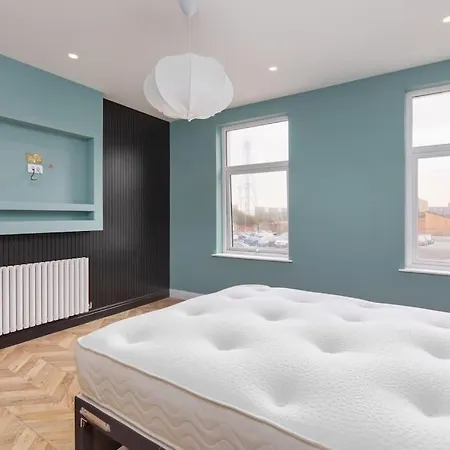 4br House - Close To Attractions Blackpool