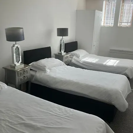 Apartment Luna Church Conversion 1 *