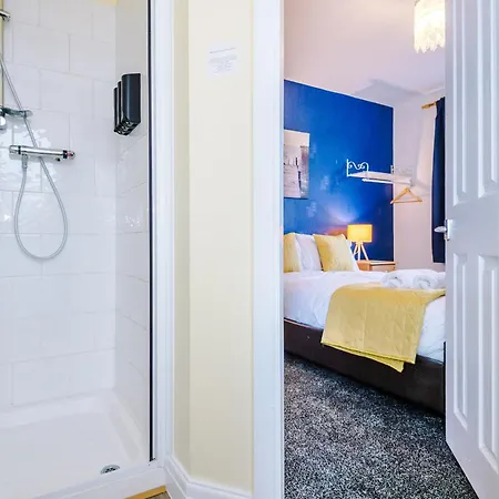 Pebbles Bed & Breakfast Blackpool