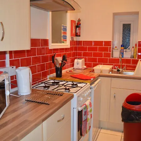 Apartment Ayrton House